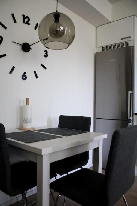 Modern Apartment With Sauna, Near Transit Hub/Dixi Vantaa Bagian luar foto